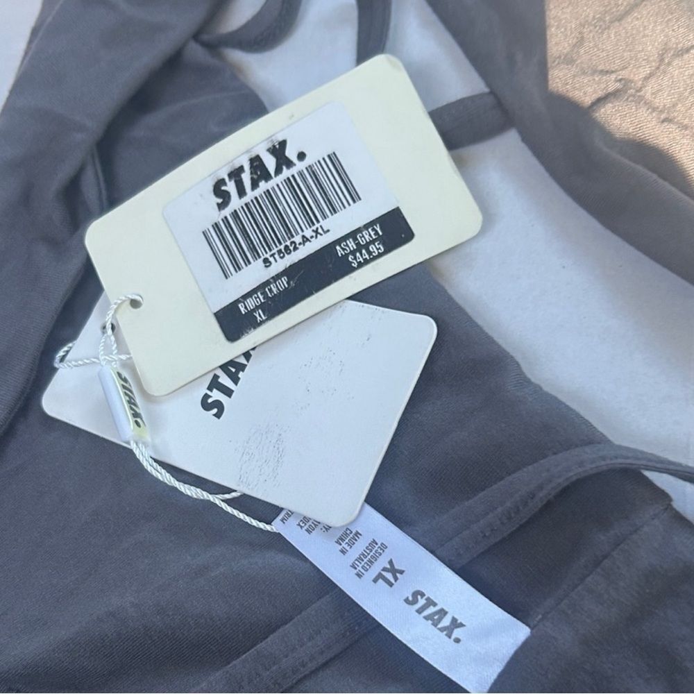 Nwt Stax. Ridge Crop Top In Ash-Grey Size Xl — image 6 of 7
